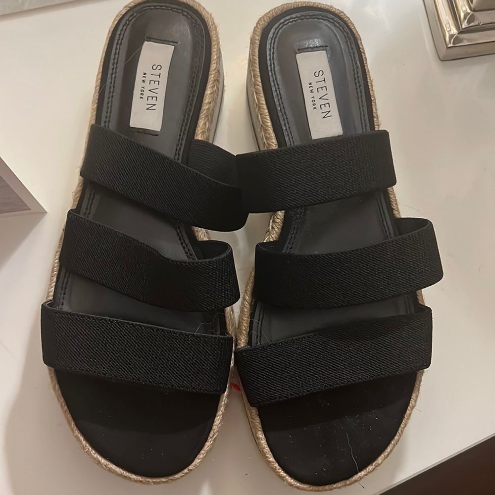 Black platform sandals